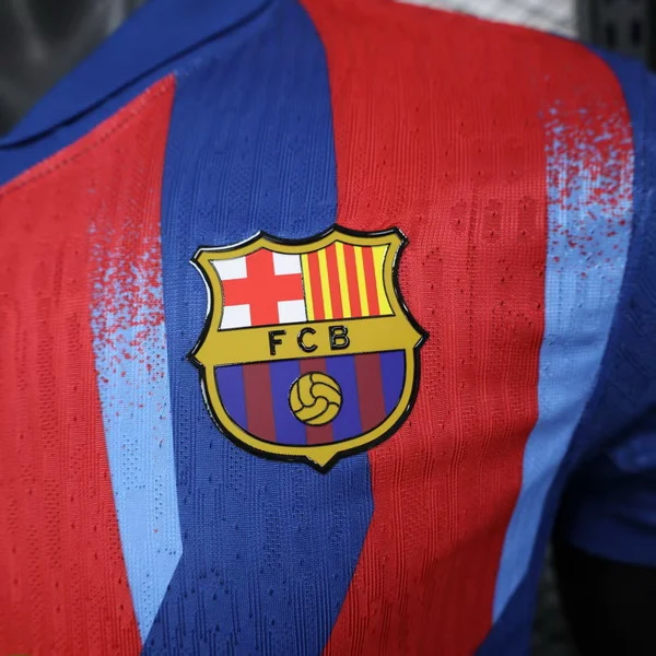 FC Barcelona Camiseta Edición Jugadores 2025 2026 cuarta Roja - Camiseta Barcelona | 7camisetas
