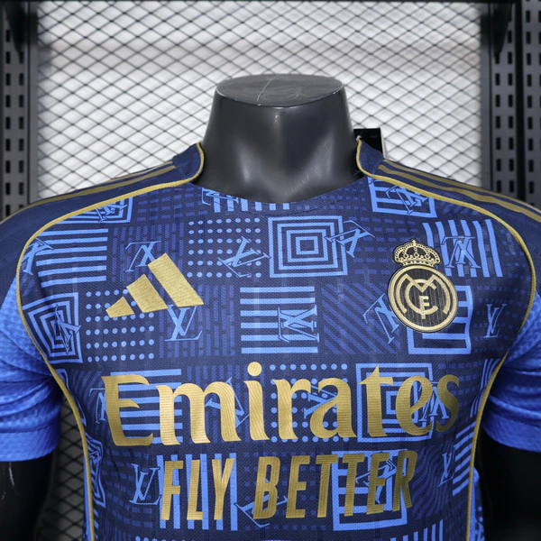 Real Madrid Camiseta Edición Jugadores 2025 2026 Especial Azul - Camiseta Real Madrid | 7camisetas
