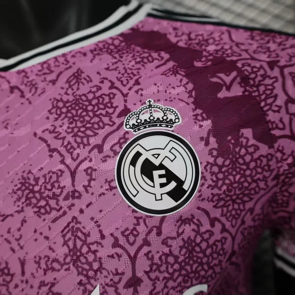 Real Madrid Camiseta Edición Jugadores 2025 2026 Especial Púrpura - Camiseta Real Madrid | 7camisetas