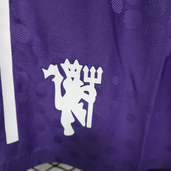 Manchester United Pantalones Edición Jugadores 2025 2026 Segunda Púrpura - Pantalón Manchester United | 7camisetas